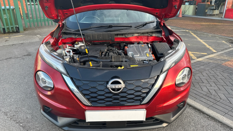 Nissan Juke 1.6 Hybrid Tekna 5dr Auto Hybrid Hatchback